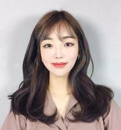 矮个子适合什么发型,其实不同的身高发型也不同