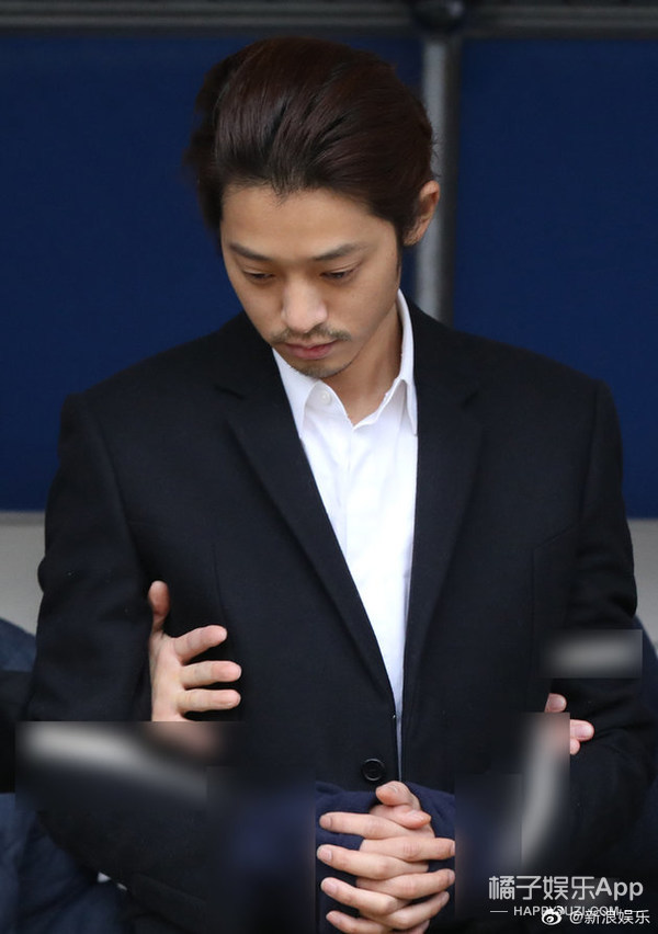 周震南夏之光捡到杨超越身份证 三姐妹为小S庆生