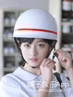 她如果是国内女星，估计会天天被嘲吧…