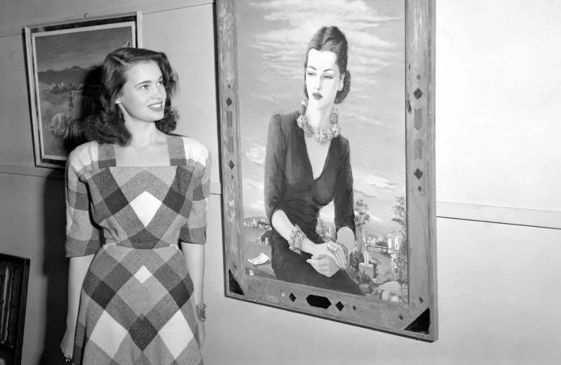 名流||白富美只配拥有惨淡人生么？她从演员到时尚ICON，结婚四次，九十而终