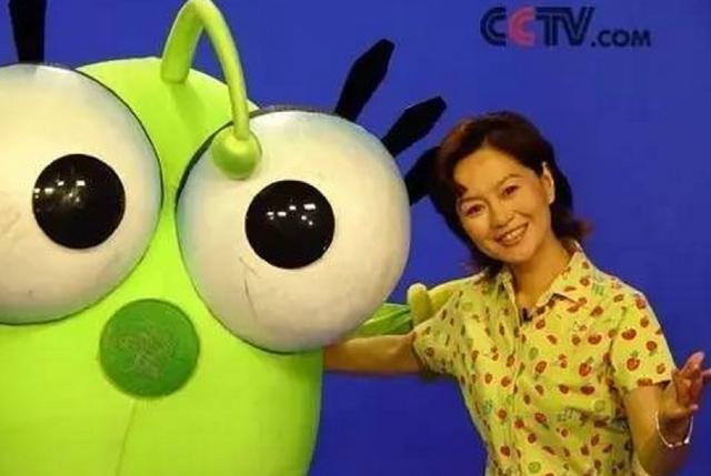 鞠萍姐姐这是减肥反弹了？