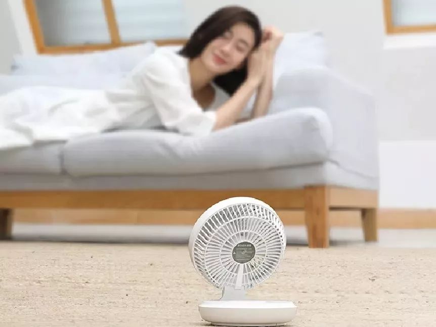 长按右边"灯泡键"两秒,即可打开呼吸灯,夜灯,风扇一台搞定.