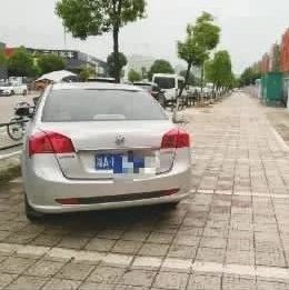 这样停车，罚！停在车位上却吃了罚单…好多人都还不知道！