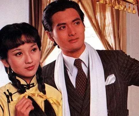 在最当红时和周润发结婚,为女儿退出娱乐圈,60岁的她人生太传奇