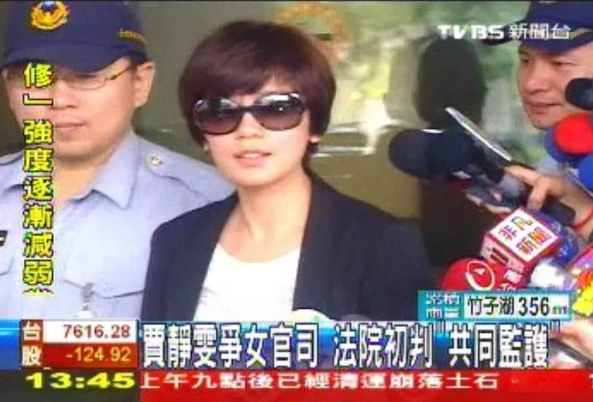李晨范冰冰藕断丝连，圈内这些情侣分手后还能继续营业