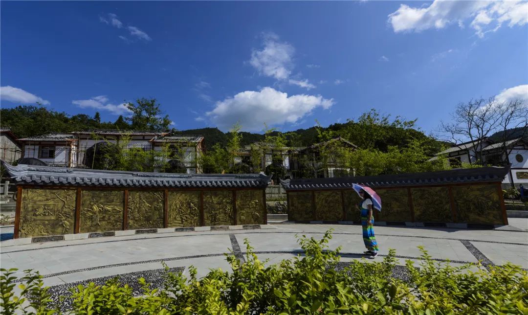 空山镇龙池新村