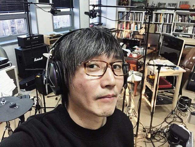 王菲、朴树背后最大的功臣,金牌制作人张亚东如何“保持年轻”?