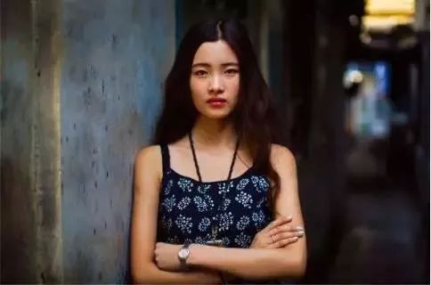 她6年走遍全球，拍下最美500张面孔，没有一张是网红脸……