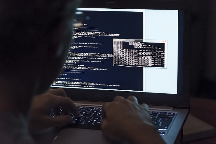 用AI鉴别女友是否拍过羞羞视频？当心黑产的圈套