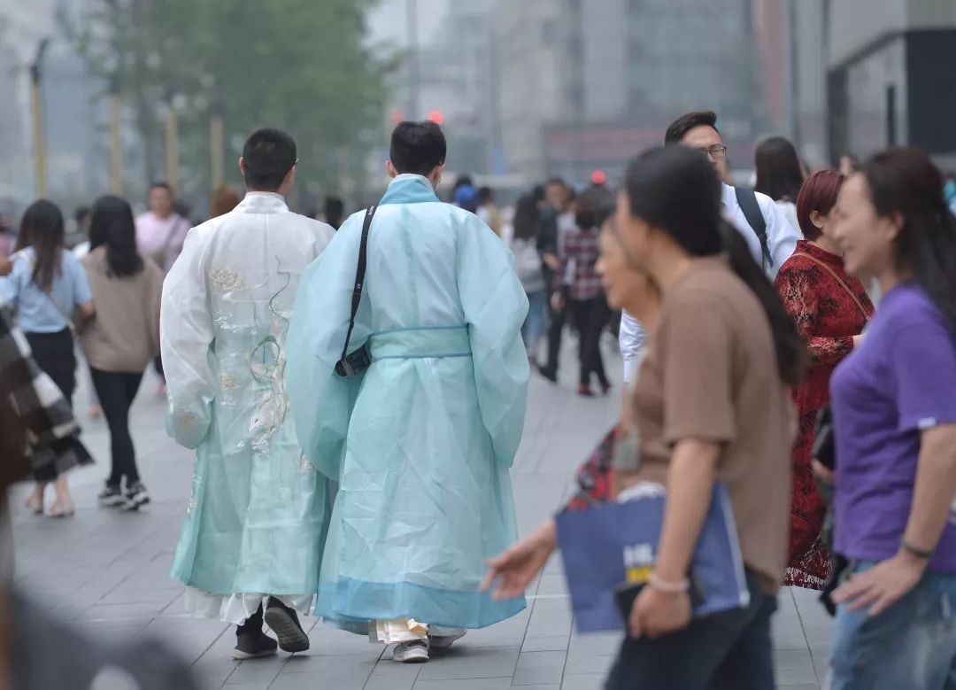 成都,成为 " 汉服第一城 "