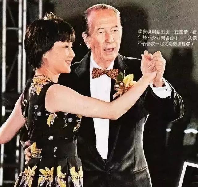 赌王四房梁安琪一路逆袭上位,母亲强势霸道子女质量却双商堪忧