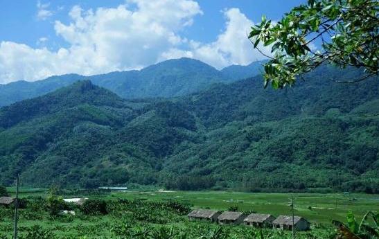 海南五指山,到了海南怎么能不看看,让我们一起玩转五指山
