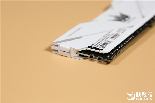 影驰HOF OC Lab Master DDR4 4000内存图赏