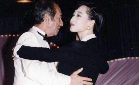 年轻时的利智,迷倒澳门赌王,成龙主动邀约,李连杰为她离婚