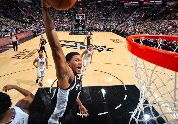 盖伊：包括我在内的一些球员仍在熟悉球队的体系