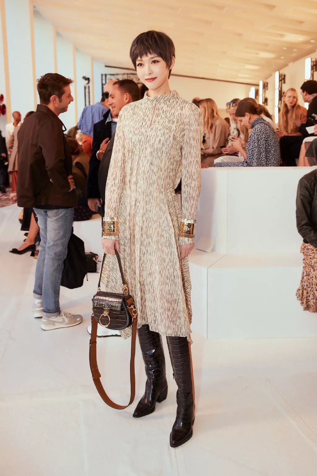 靴子,今年我只穿长的!