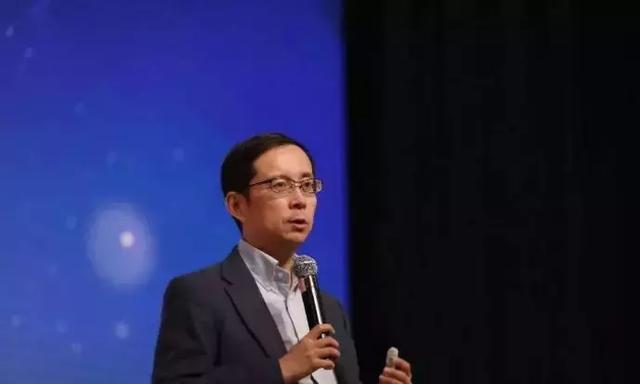 数据显示男人更易受骗，NASA探测器将登陆火星，天猫升级为大天猫