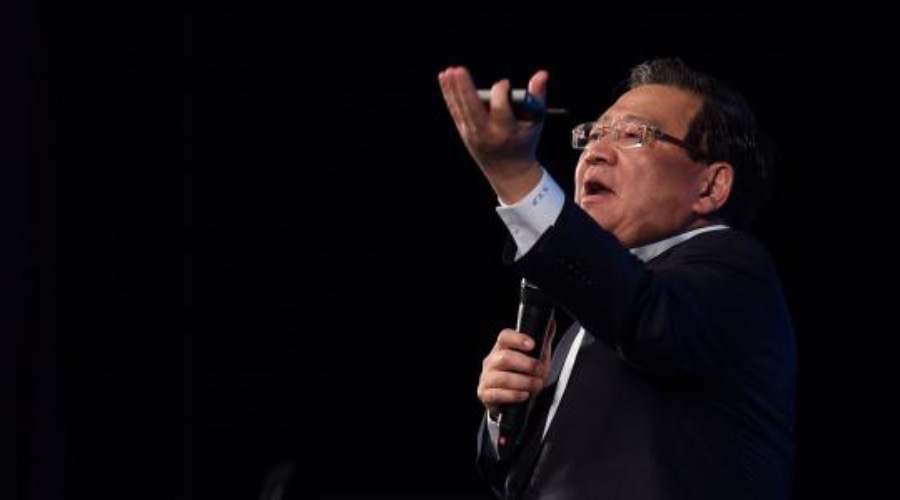 徐小平900500.jpg