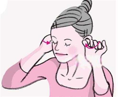 耳朵人字鼻子猜成语_看图猜成语