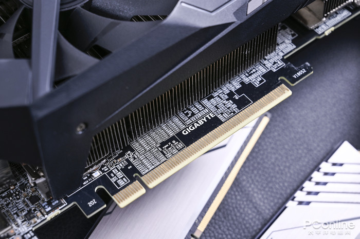 技嘉AORUS GeForce RTX 2080 Ti XTREME评测：极致旗舰