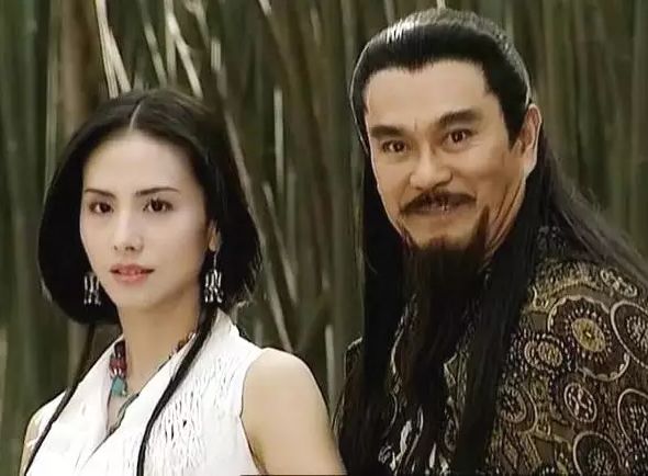 她长了一张“红颜祸水脸”，却让人只爱不恨！
