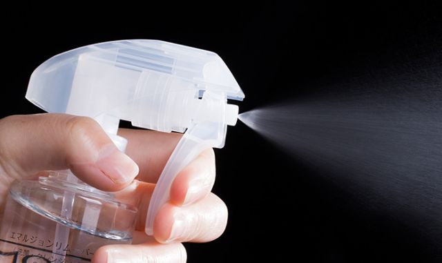 脸上黑头粉刺太多?千万别手贱去挤,用这个,黑