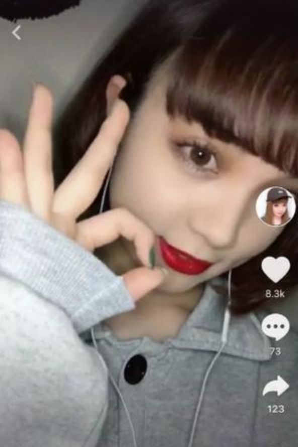 印度抖音新晋一姐、日版莉哥，一夜爆火拜金女，还有奇葩女神做了微商…