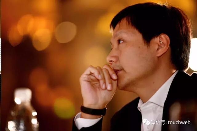 晨兴刘芹炉边对话何小鹏：做智能汽车后发现有两大苦