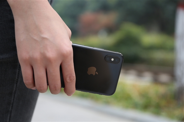 苹果7款iPhone被裁定国内禁售：无法二审