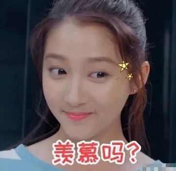 关晓彤北京大妞造型获封“出道最佳”，最新一波小花美照你pick谁