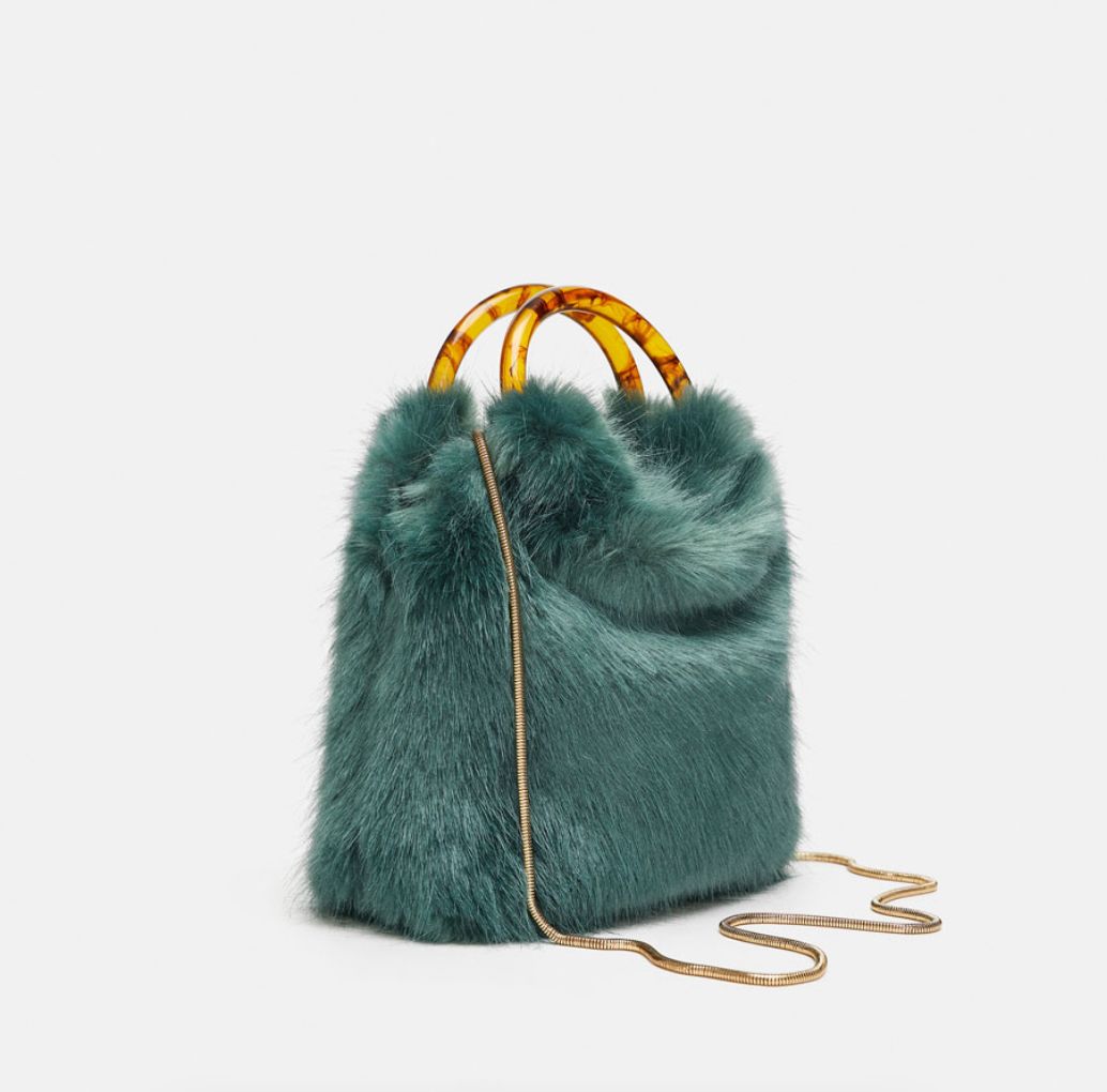 30件冬季必备毛绒绒单品，既能保持温度也能拥有风度！