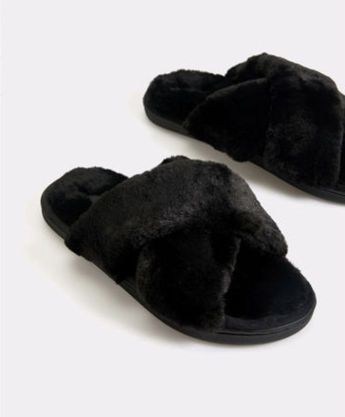 30件冬季必备毛绒绒单品，既能保持温度也能拥有风度！