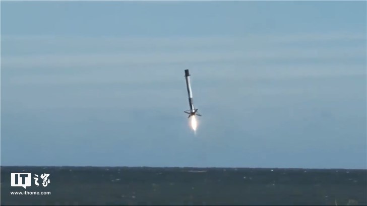 马斯克在《星际穿越》过了一把“太空瘾”