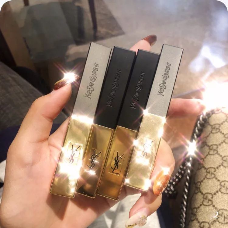 高级黑金配色 2018秋冬最火的 YSL小金条热门