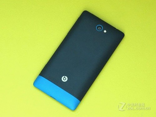 每日猜机:搭载Windows Phone 8操作系统