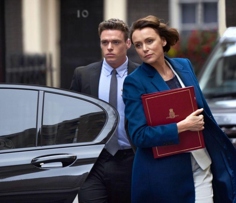 看女高管与小狼狗谈恋爱,不如看看她是怎么将