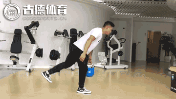 单腿硬拉