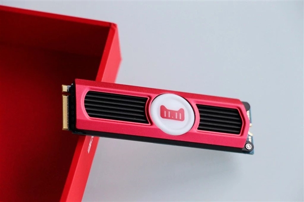 影驰烎M.2 512GB SSD天猫开卖：799元飙到1.6GB/s