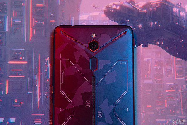 红魔Mars电竞手机荣获年度游戏手机称号