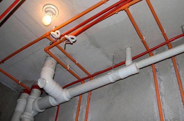 良心师傅说实话:卫生间水管明装好还是暗装好?太多家庭都错了