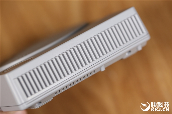 索尼PlayStation Classic图赏：复刻初代情怀满满