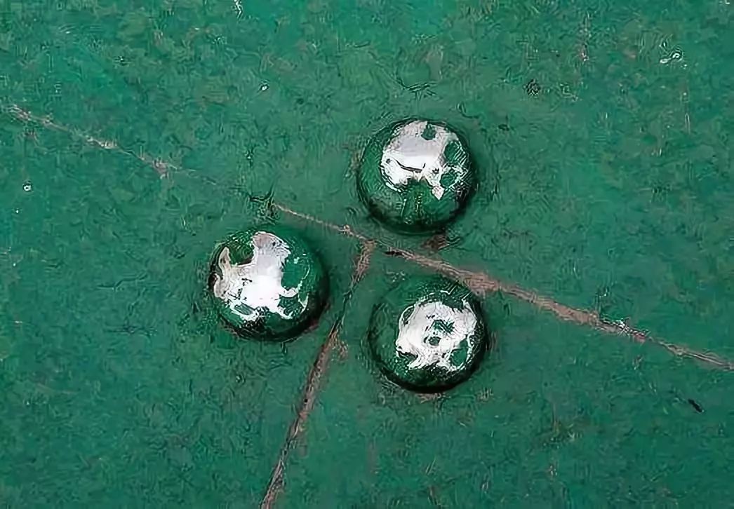 张绍忠:这艘航母甲板上面的一颗铆钉就能换一