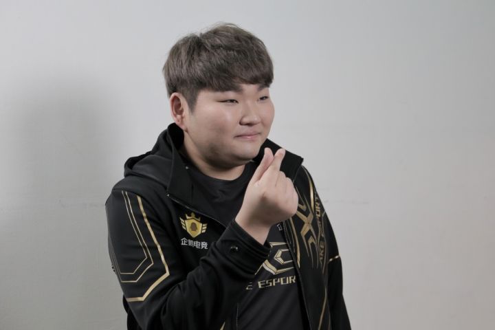 LPL新赛季探营:Snake战队的新人面孔