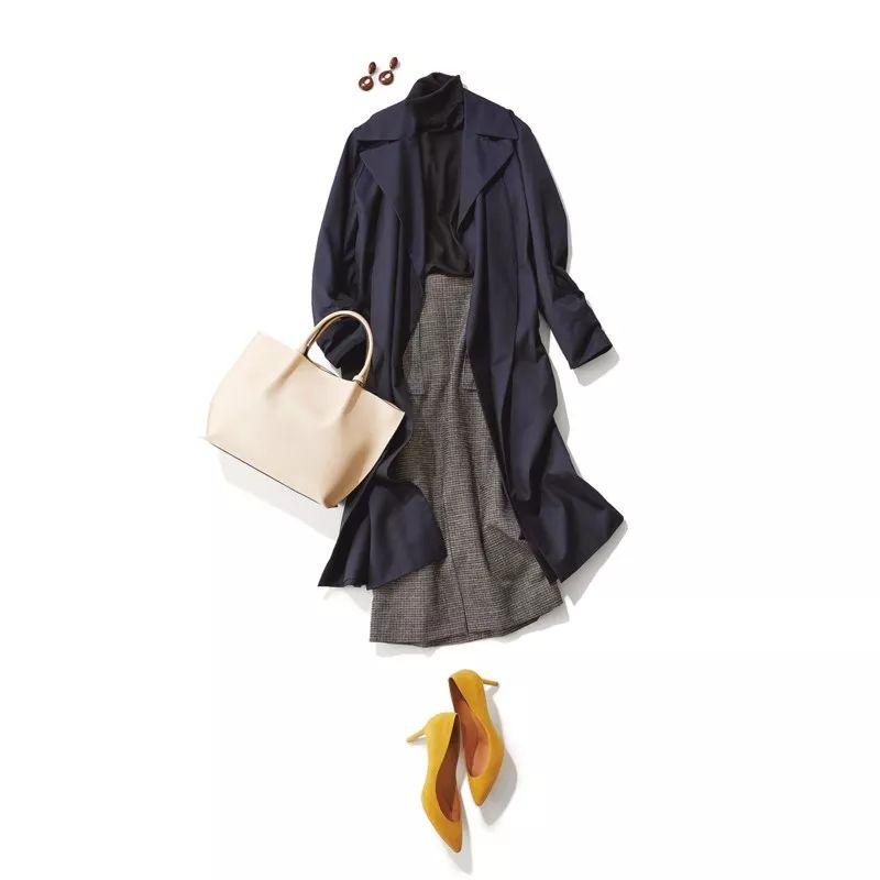 打底衫配大衣 时髦一个冬天