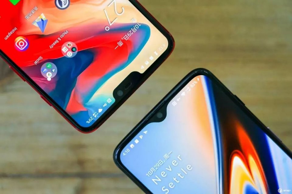 小议挖孔全面屏