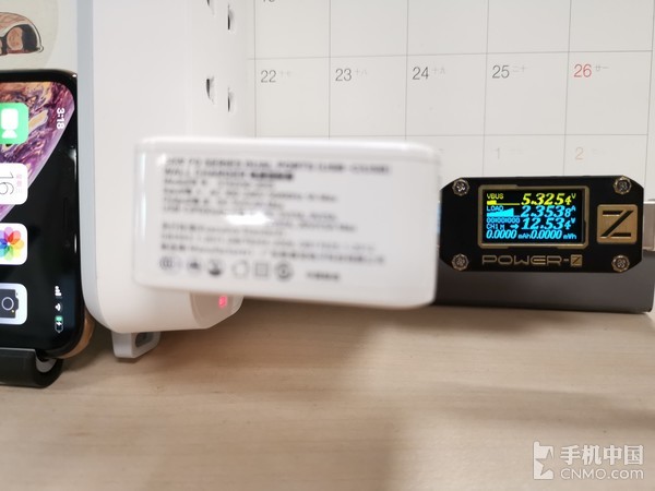iPhone XS Max 20款充电器快充横评 解答iPhone用户的所有困惑！