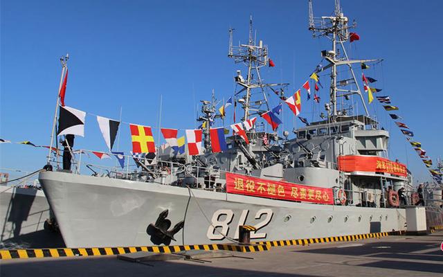 军舰退役后怎么处理?美国封存航母当博物馆,中国改成渔政船