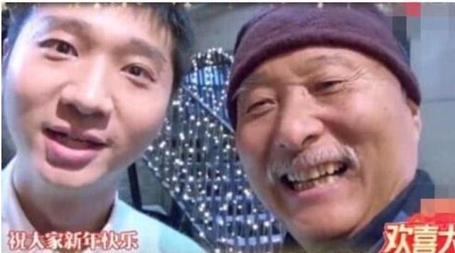 65岁陈佩斯与儿子同框相似度极高，网友：共用一张脸