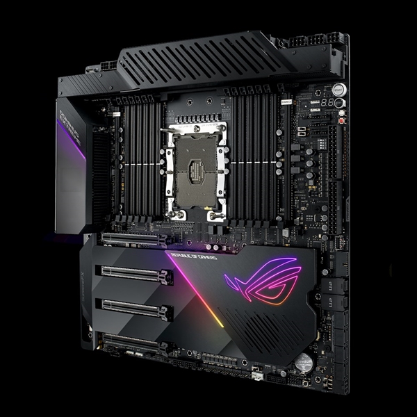 Intel 28核心专属！美蛋上架华硕Dominus Extreme：主板都破万了