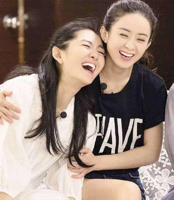 谢娜家庭背景被扒,父母不容小嘘,难怪张杰就认准谢娜当老婆!